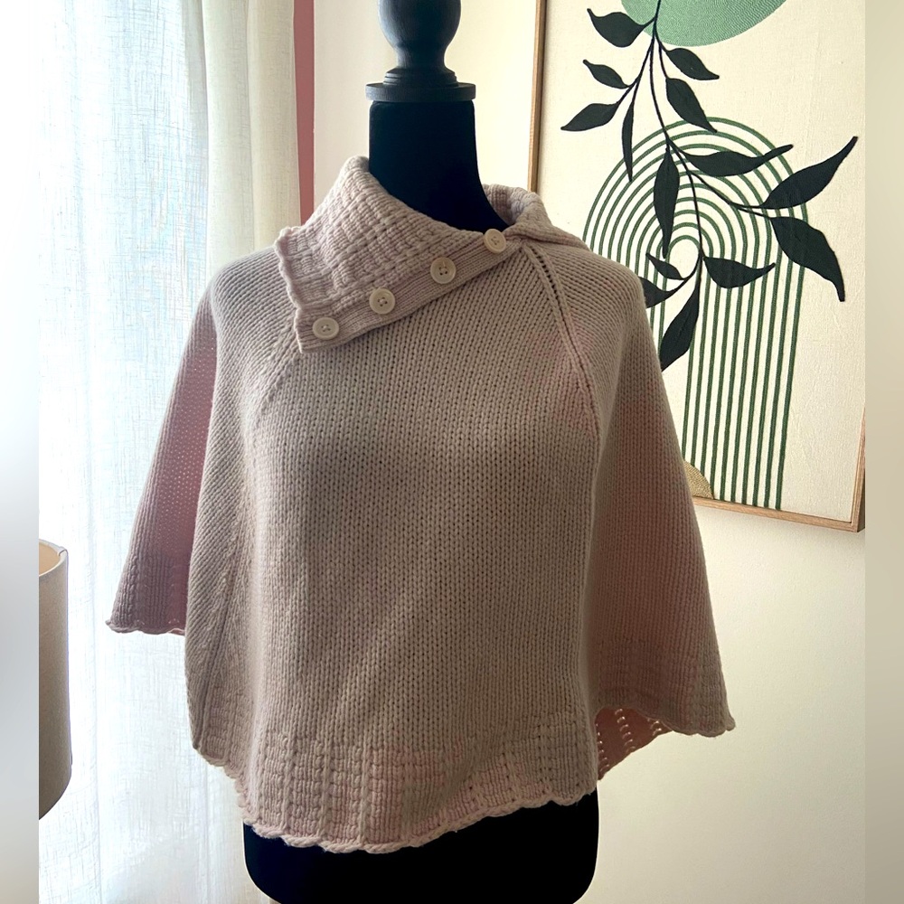 Gap Women’s Poncho Size M/L
